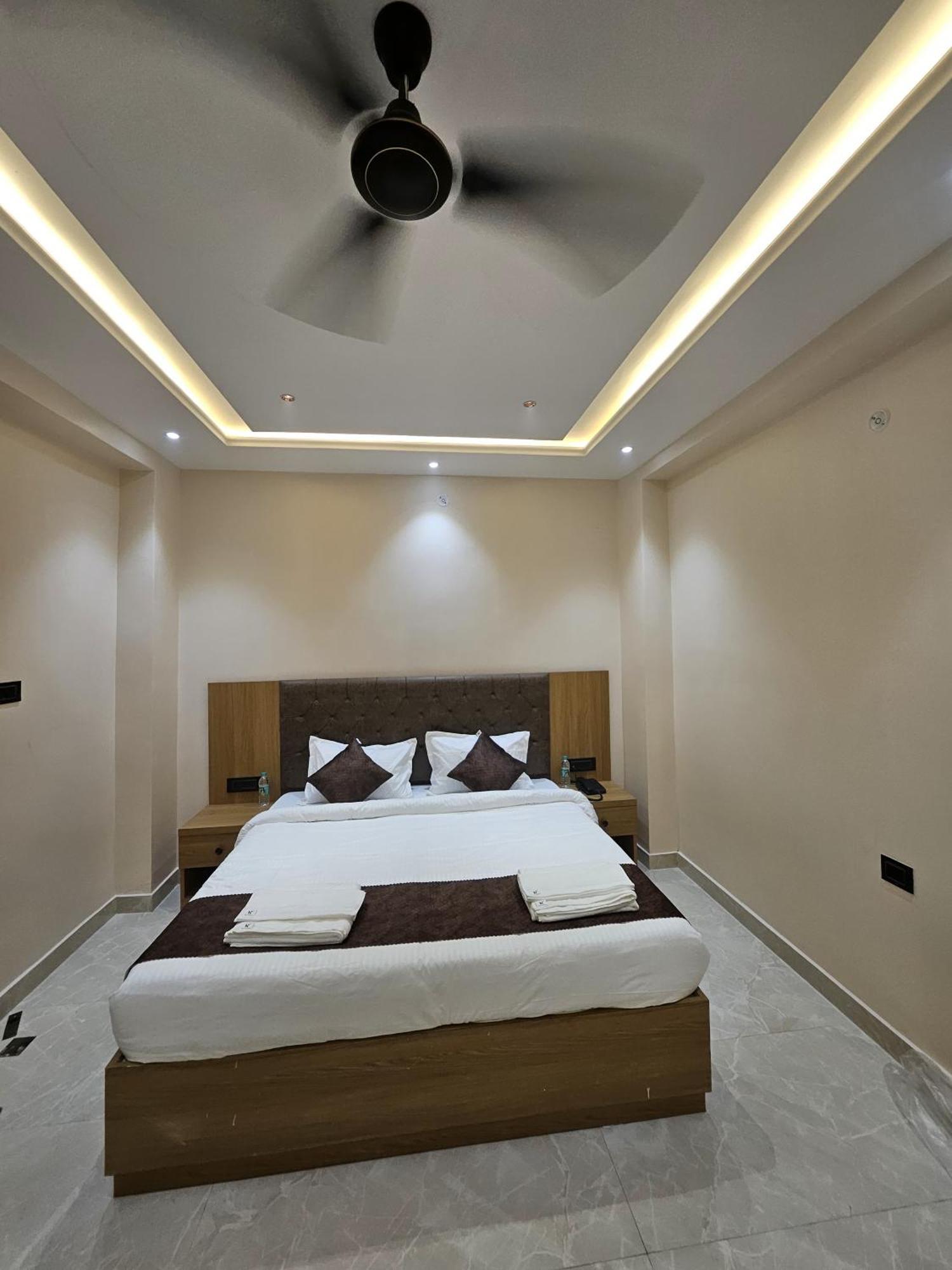 Nakshatra Residency Аллахабад Экстерьер фото